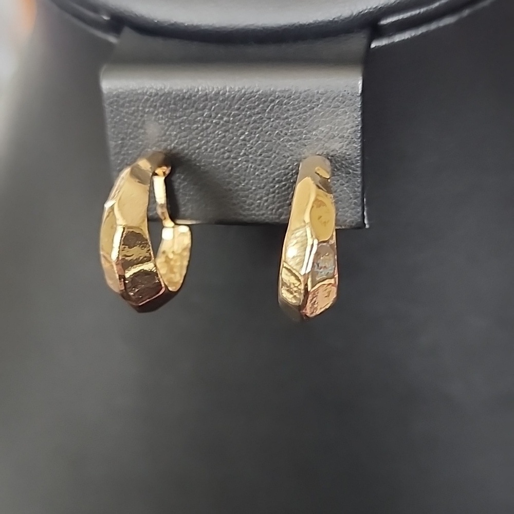 CLIP ON HOOP STYLISH HAND HAMMERED HOOPS 316L AND ZINC ALLOYS